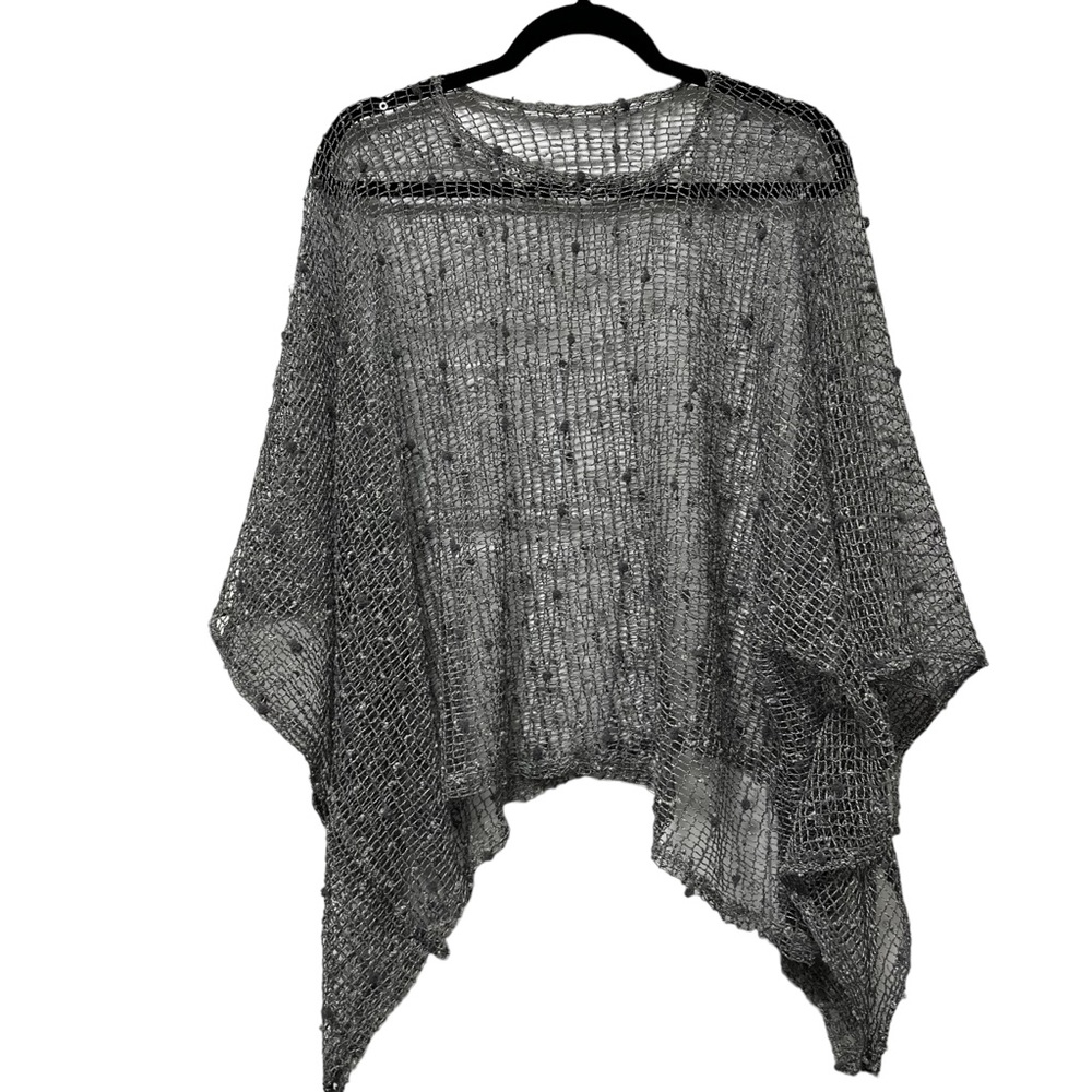 Women’s Poncho Silver with Sequins Size M Preowned Very Good Condition